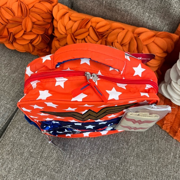 ❣️🆕Accessory Innovations DC Comics Wonder Woman Backpack❣️ - Picture 3 of 12